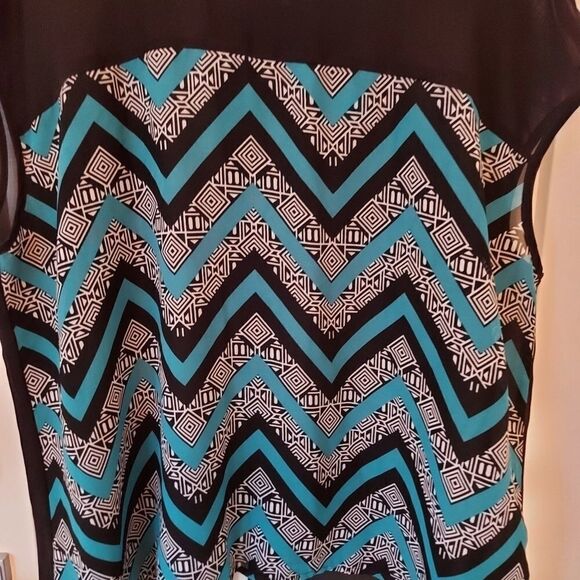 ATTITUDE WOMAN TOP - Picture 2 of 7